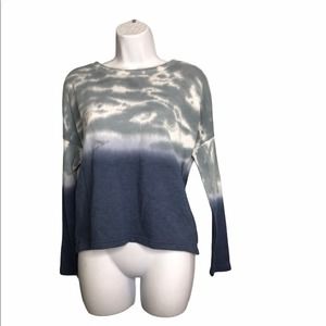 American Eagle | Blue Tie Dye Ombré Sweater •